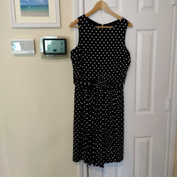 Taylor Dresses & Skirts - Taylor Dress 10